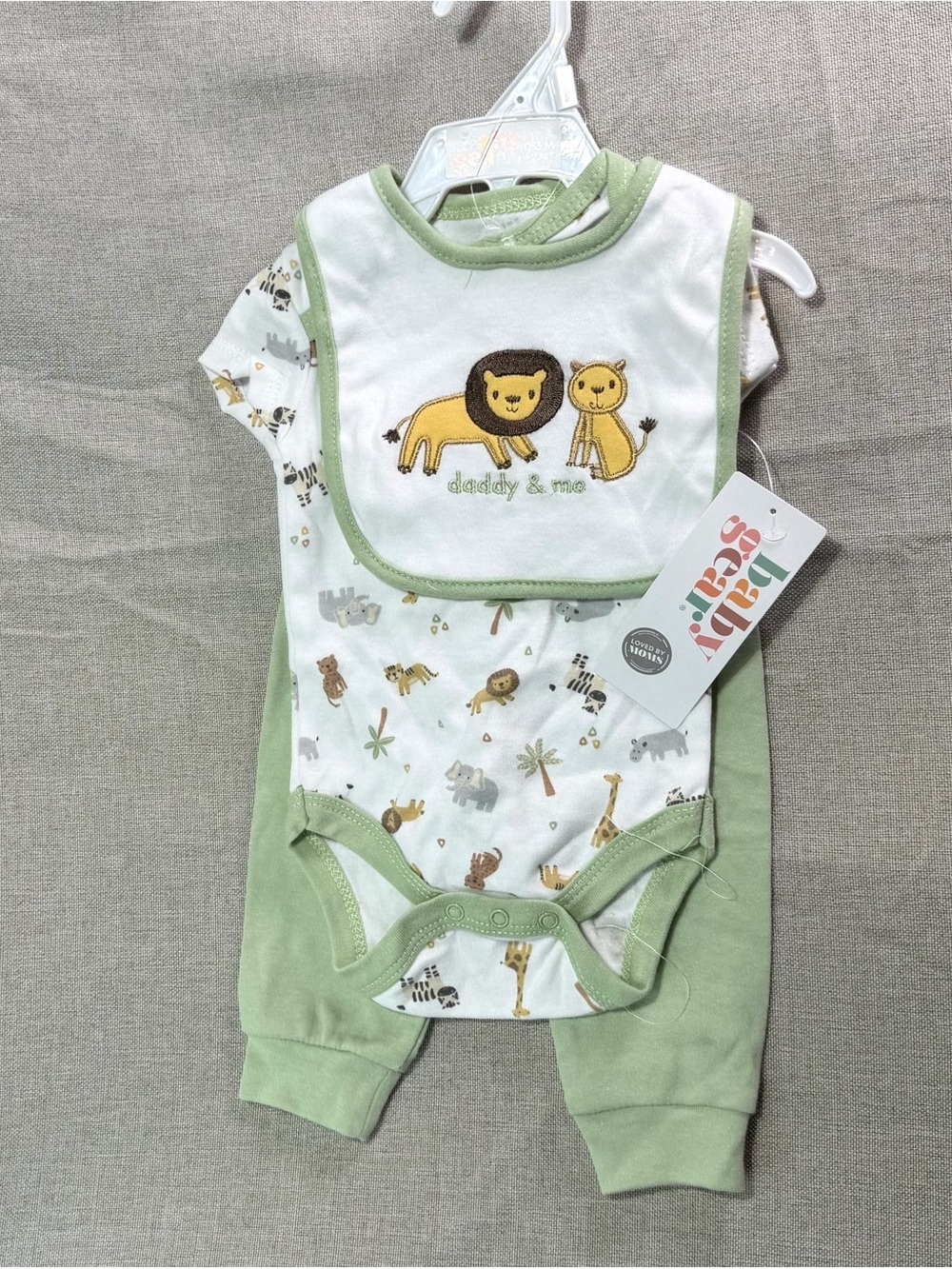 Baby Gear Green Safari Bodysuit & Bib Set with Lion Embroidery